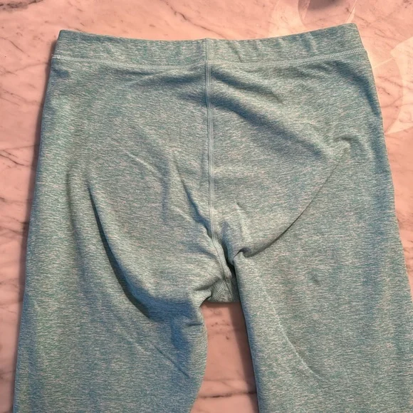 ALO Yoga Alosoft Legging - Picture 9 of 11